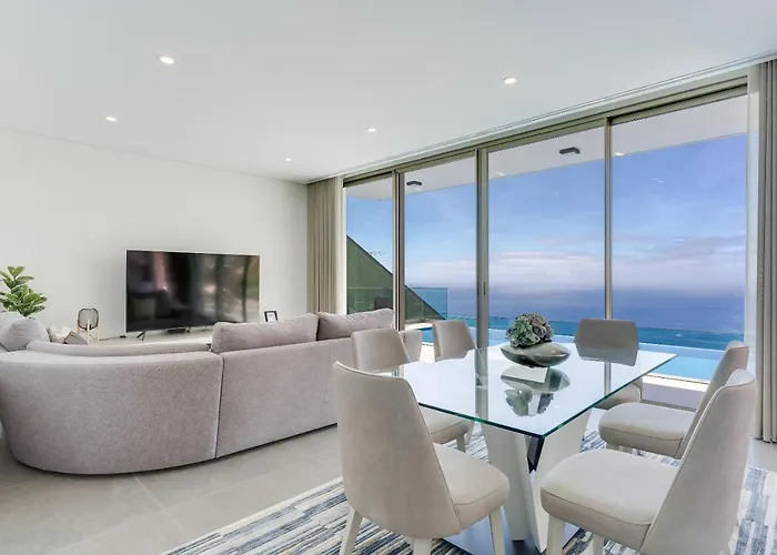 Luxury Bianca By Madeira * Arco da Calheta (Madeira)